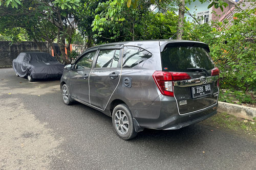 Dijual 2021 Daihatsu Sigra 1.2 R AT bekas