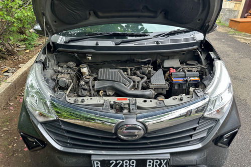 2021 Daihatsu Sigra 1.2 R AT bekas