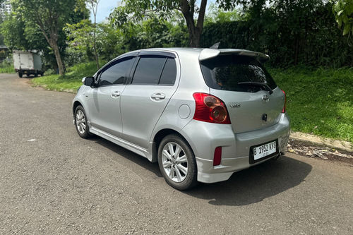 2013 Toyota Yaris E AT tua