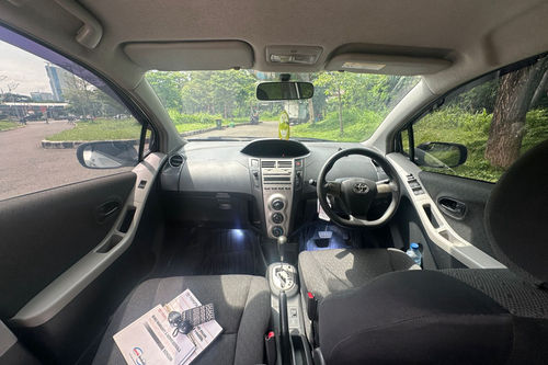 2013 Toyota Yaris E AT bekas