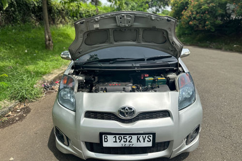 2013 Toyota Yaris E AT bekas