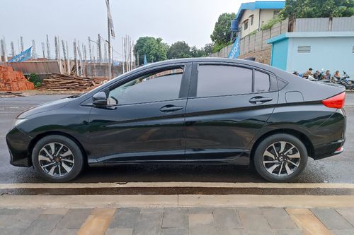 Dijual 2015 Honda City IVTEC 1.5L S CVT AT bekas