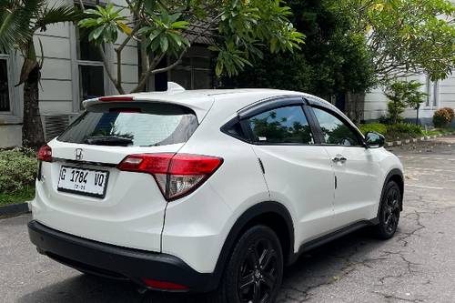Dijual 2021 Honda HRV SE 1.5L AT bekas