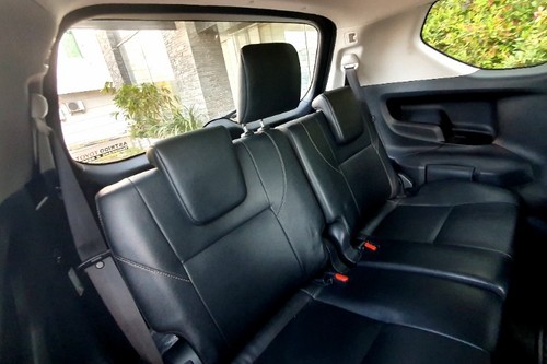 2019 Toyota Kijang Innova 2.0L Venturer AT tua