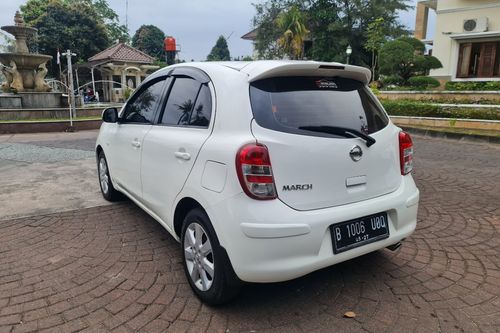 Beli mobil bekas