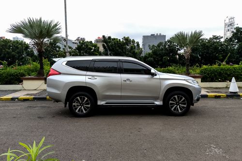 Old 2019 Mitsubishi Pajero SPORT DAKAR 4X2 2.4L AT