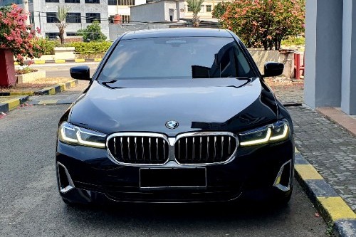 Used 2022 BMW 5 Series Sedan  530i Opulence