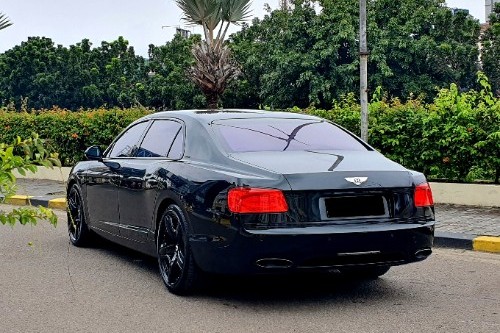 Dijual 2014 Bentley Flying Spur 6.0 L W12 bekas