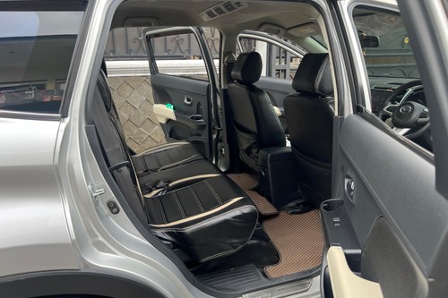 Beli mobil bekas