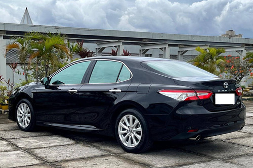 2019 Toyota Camry V 2.5L AT tua