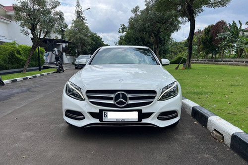 2015 Mercedes Benz C-Class Sedan C 200 Avantgarde Line bekas