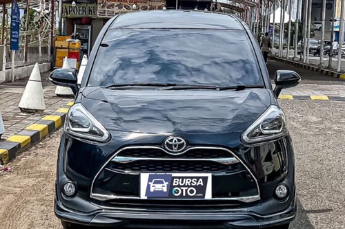 2017 Toyota Sienta 1.5L Q AT bekas