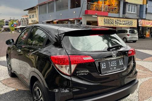 2021 Honda HRV 1.5L E CVT bekas