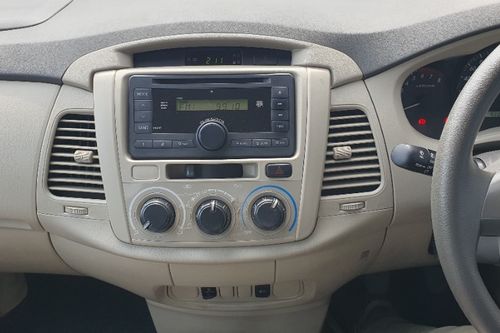Used 2014 Toyota Innova BENSIN J 2.0 MT