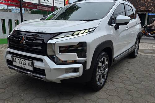 2023 Mitsubishi Xpander Cross  PREMIUM PACKAGE 1.5 SV Bensin AT bekas