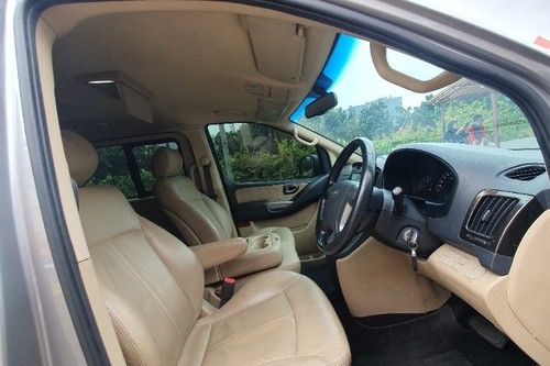 Dijual 2019 Hyundai H1 2.5L CRDi Royale bekas