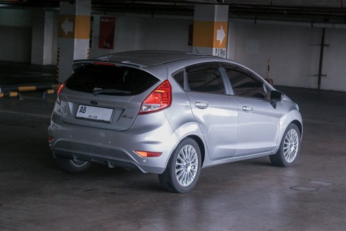 Dijual 2015 Ford Fiesta 1.5L AT S bekas