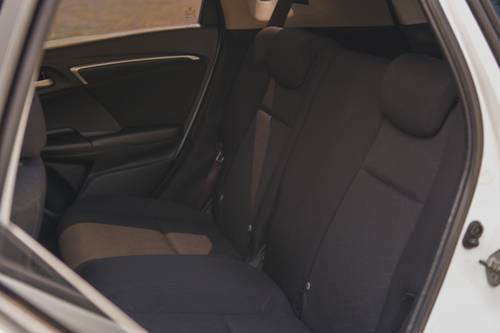 Beli mobil bekas