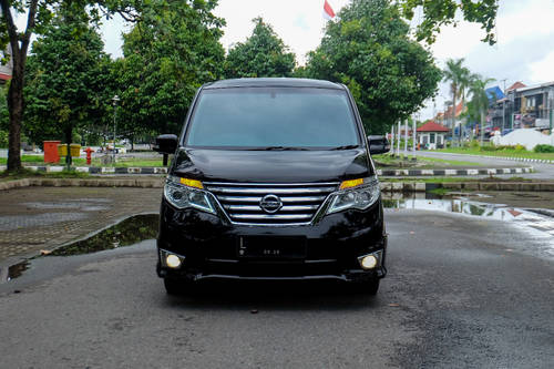 2016 Nissan Serena  2.0L Highway Star AT bekas