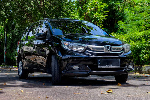 Beli mobil bekas