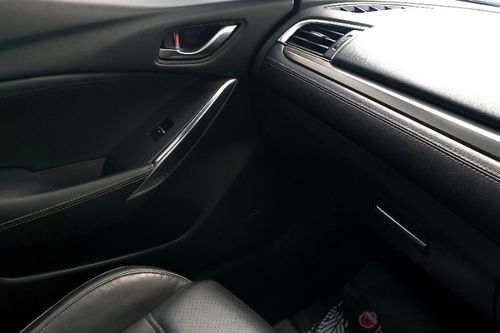 2018 Mazda 6 Estate Elite bekas