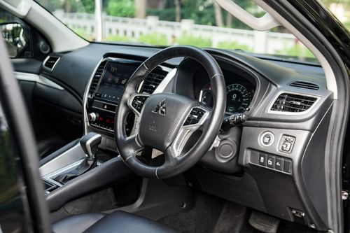 2022 Mitsubishi Pajero Sport Dakar AT 4x2 bekas