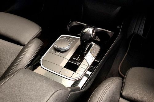 2022 BMW 2 Series Gran Coupe 218i bekas
