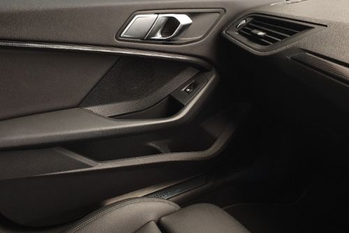 2022 BMW 2 Series Gran Coupe 218i bekas