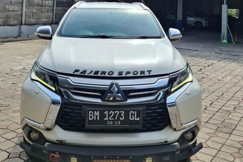 2017 Mitsubishi Pajero Sport Dakar AT 4x2 bekas