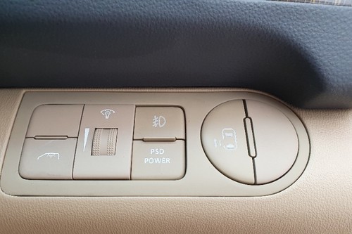 2021 Hyundai H1 2.4L XG AT bekas