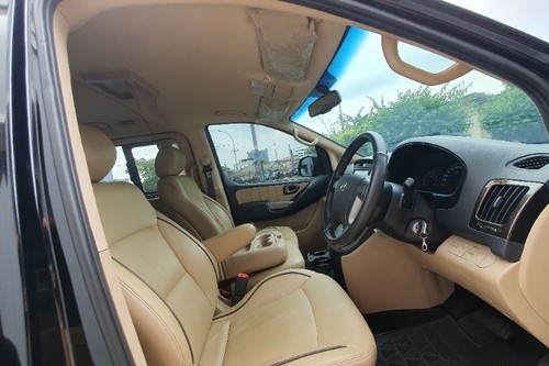 Dijual 2021 Hyundai H1 2.4L XG AT bekas