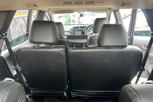 Beli mobil bekas