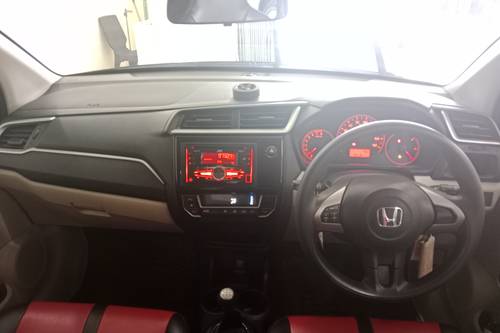Beli mobil bekas