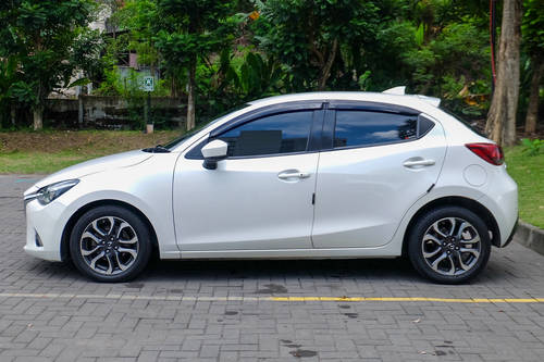 2017 Mazda 2 SKYACTIVE R A/T tua