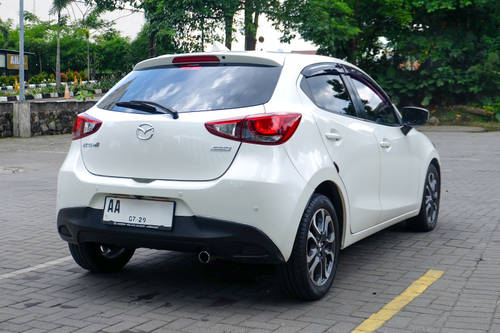 2017 Mazda 2 SKYACTIVE R A/T bekas