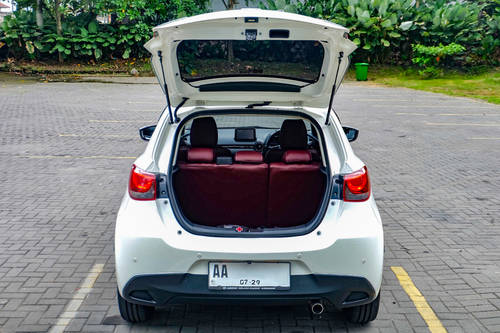 2017 Mazda 2 SKYACTIVE R A/T tua