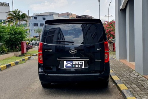 2021 Hyundai H1 2.4L ROYALE AT bekas