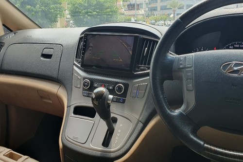 Dijual 2021 Hyundai H1 2.4L ROYALE AT bekas