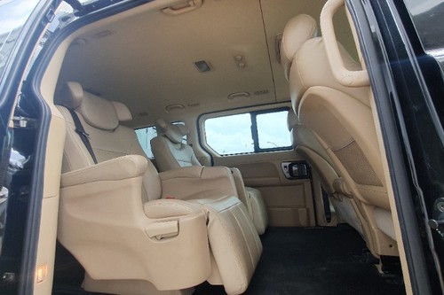 2021 Hyundai H1 2.4L ROYALE AT bekas