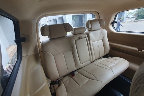 Dijual 2021 Hyundai H1 2.4L ROYALE AT bekas