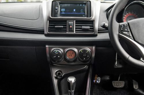 2015 Toyota Yaris S TRD 1.5L AT bekas
