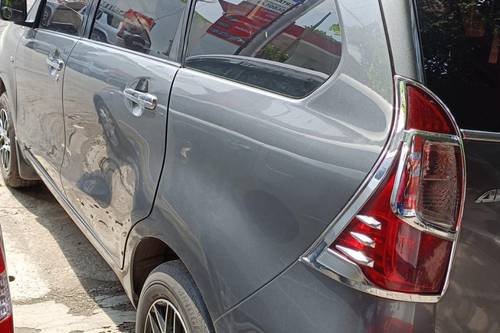 Beli mobil bekas