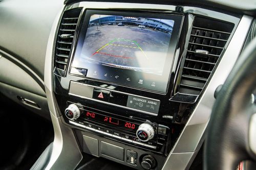 Beli mobil bekas