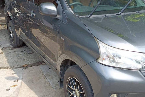 Beli mobil bekas