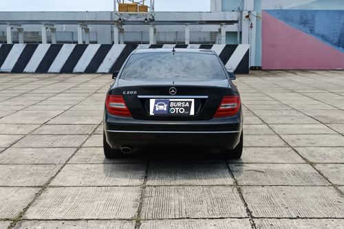 Old 2011 Mercedes Benz C-Class Sedan C 200