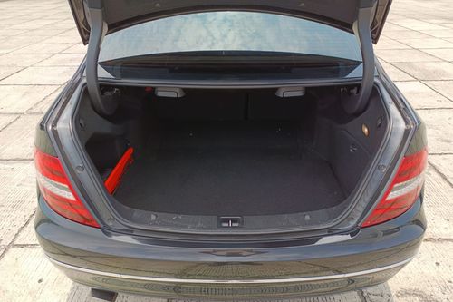 Used 2011 Mercedes Benz C-Class Sedan C 200
