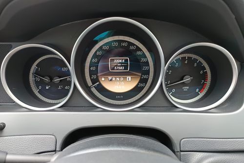 Second hand 2011 Mercedes Benz C-Class Sedan C 200 