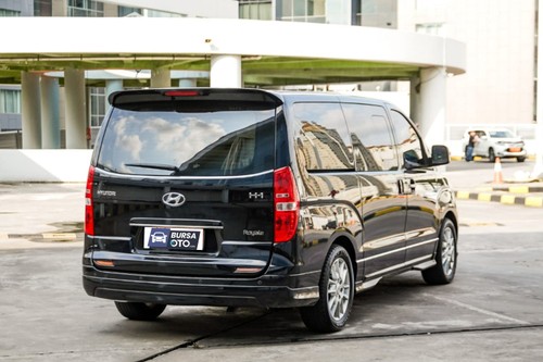 2016 Hyundai H1 2.4L ROYALE AT tua