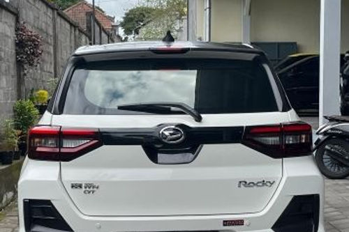 Dijual 2023 Daihatsu Rocky 1.2 X CVT bekas