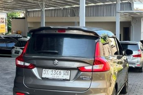 Beli mobil bekas